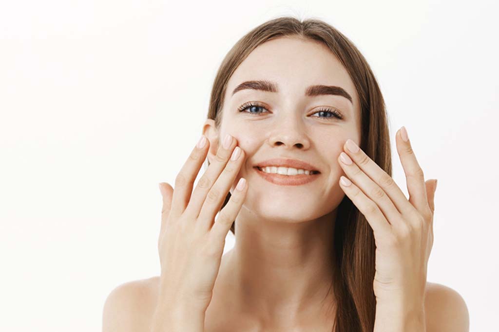Rejuvenecimiento facial sin cirugía: Fotona 4D Tecnología innovadora