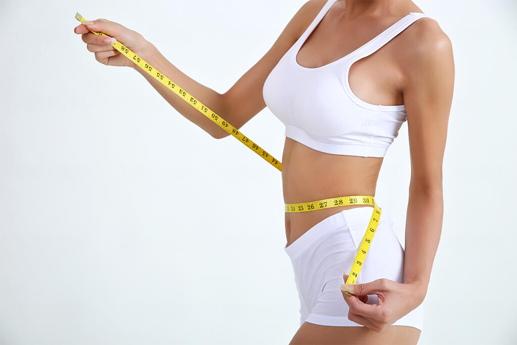 Reducción de grasa corporal con procedimientos mínimamente invasivos